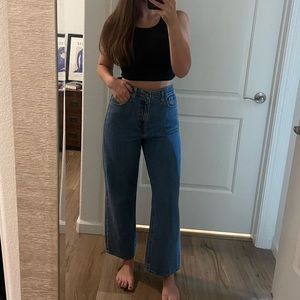 LEVI JEANS